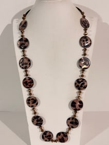 Vintage plate bead crystal Necklace Sz 32"