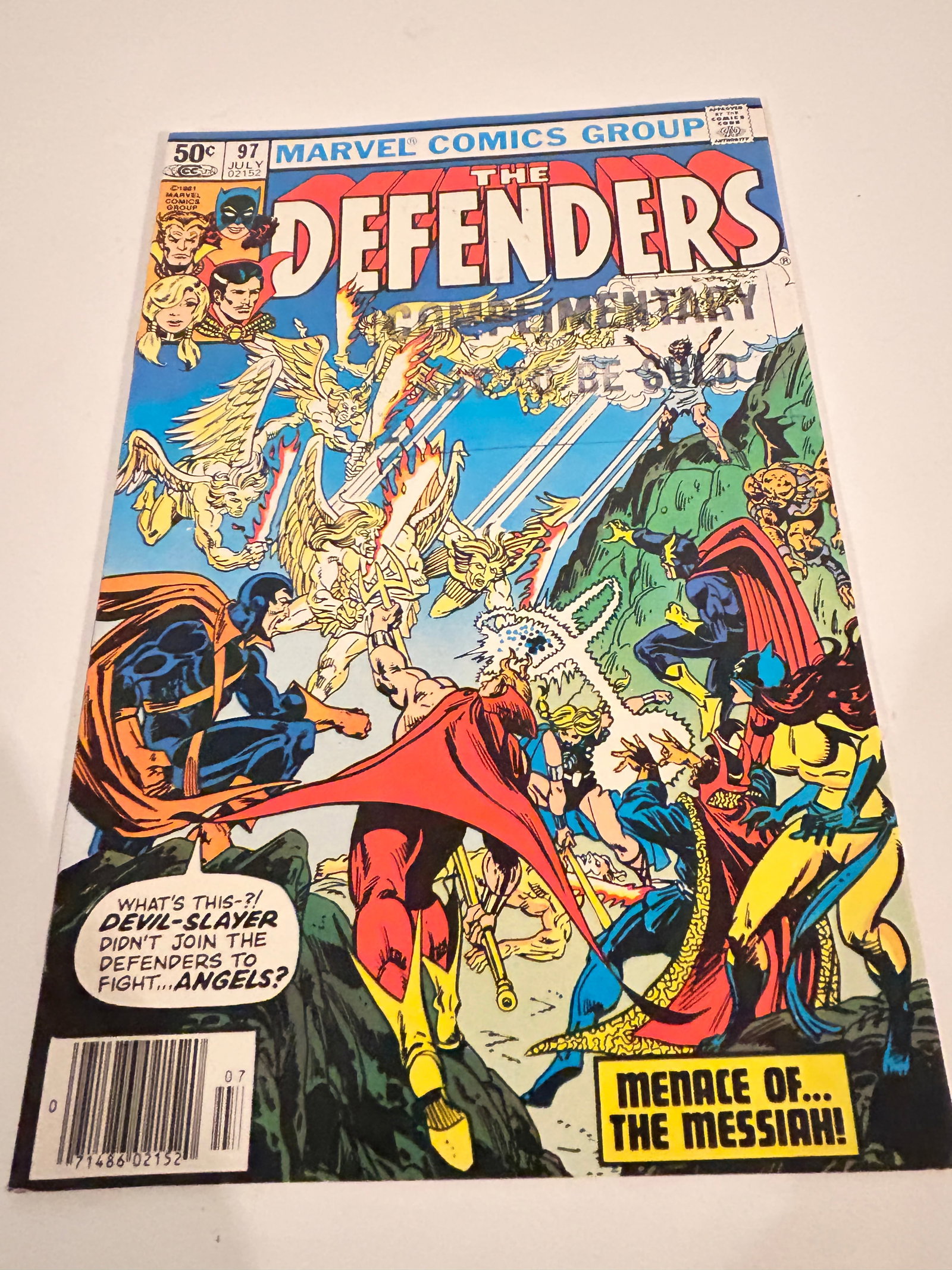 Vintage Comic Book The Defenders # 97: Vintage Comic Book The Defenders # 97 Please view all photos as they are part of the description and condition of this Item, Feel free to contact me with questions or picture requests! Used Item AS IS