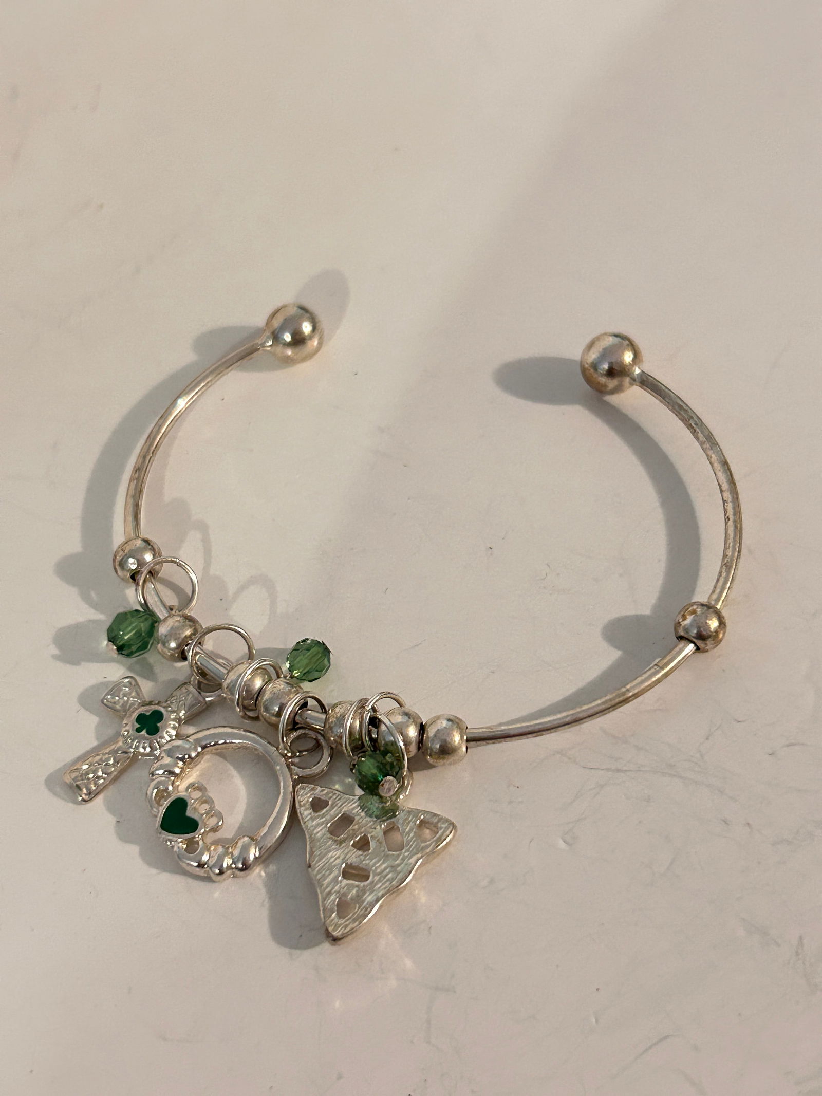 Vintage cuff charm Bracelet Sz 8" (1 of 4)