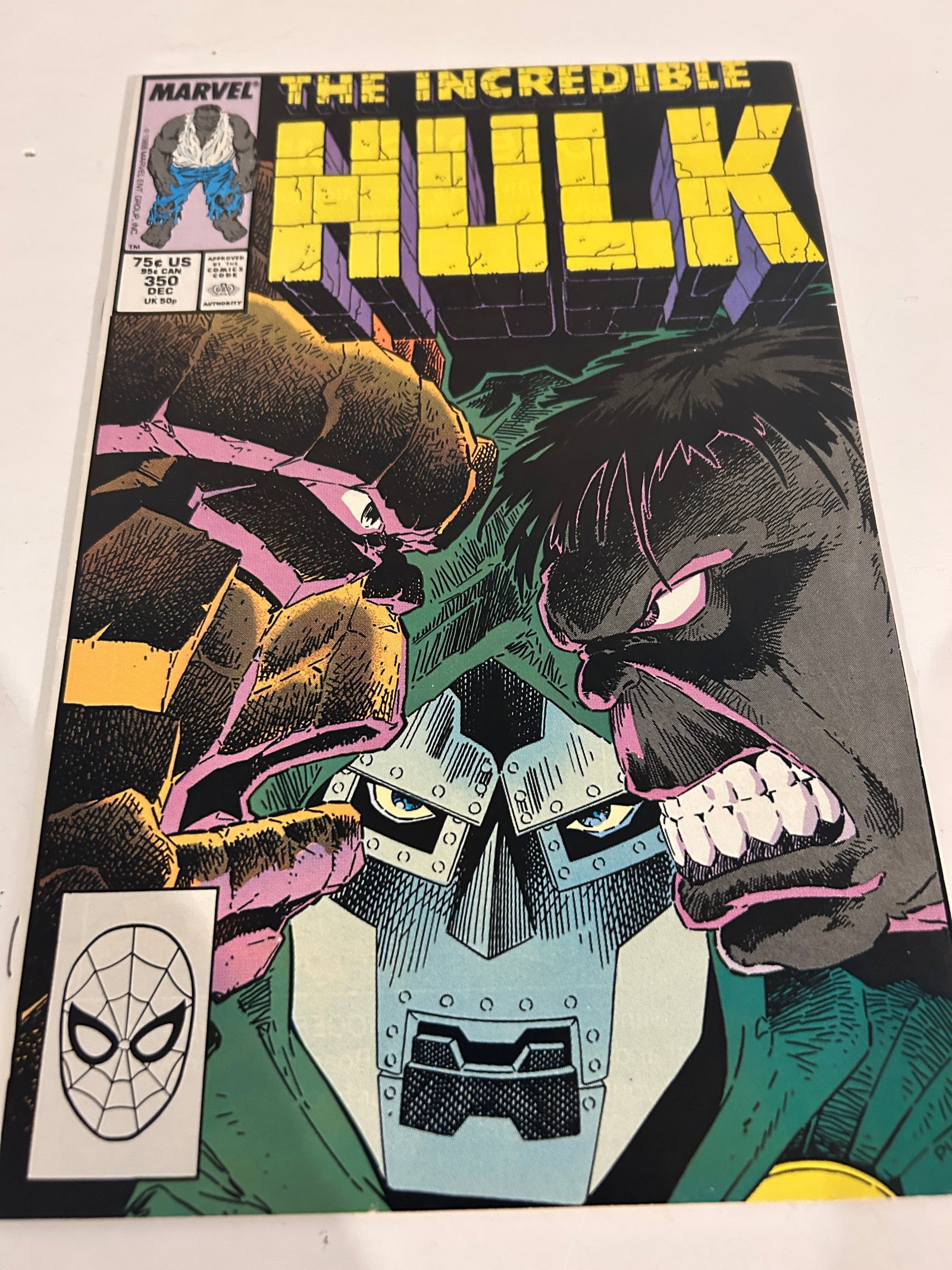 Vintage Comic Book The Incredible Hulk # 350: Vintage Comic Book The Incredible Hulk # 350 Please view all photos as they are part of the description and condition of this Item, Feel free to contact me with questions or picture requests! Used Ite