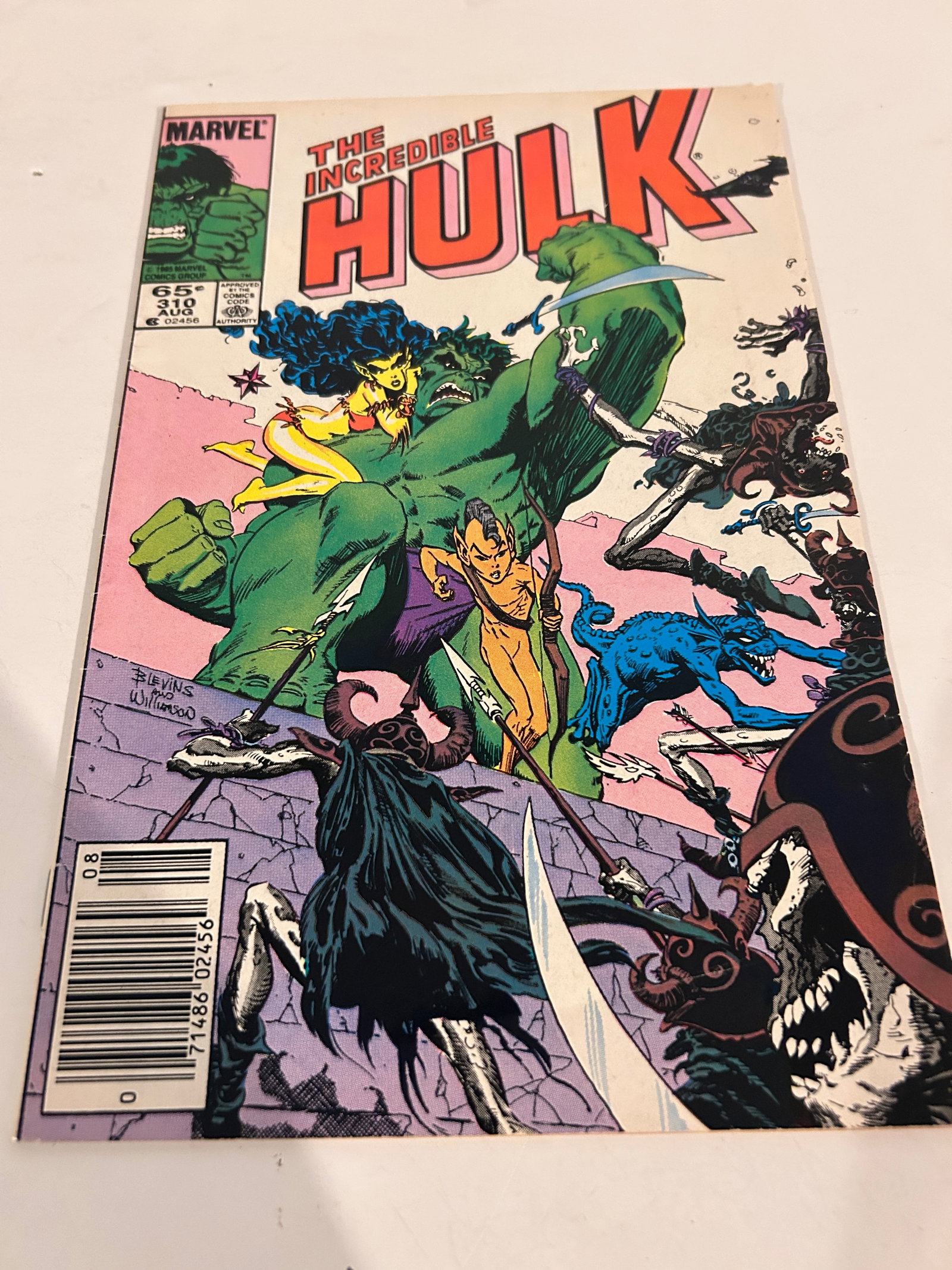 Vintage Comic Book The Incredible Hulk # 310: Vintage Comic Book The Incredible Hulk # 310 Please view all photos as they are part of the description and condition of this Item, Feel free to contact me with questions or picture requests! Used Ite