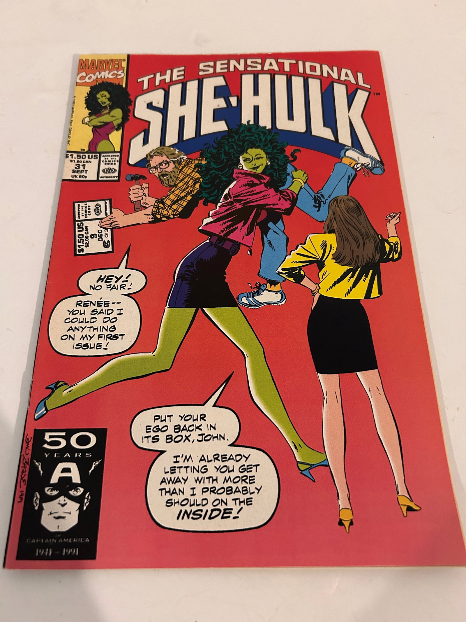Vintage Comic Book Sensational She Hulk # 31: Vintage Comic Book Sensational She Hulk # 31 Please view all photos as they are part of the description and condition of this Item, Feel free to contact me with questions or picture requests! Used Ite