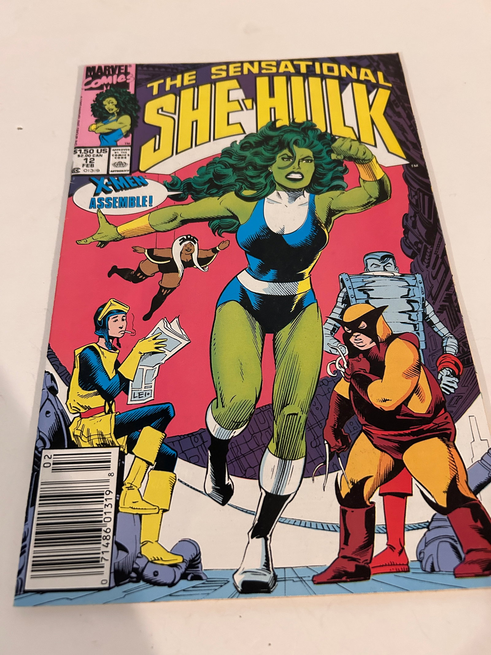Vintage Comic Book Sensational She Hulk # 12: Vintage Comic Book Sensational She Hulk # 12 Please view all photos as they are part of the description and condition of this Item, Feel free to contact me with questions or picture requests! Used Ite