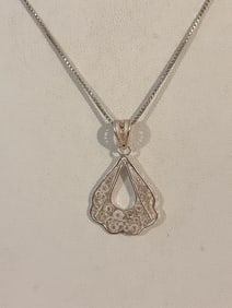 Vintage Sterling Silver filigree pendant Necklace Sz 17"