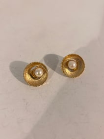 Vintage gold tone capri Earrings