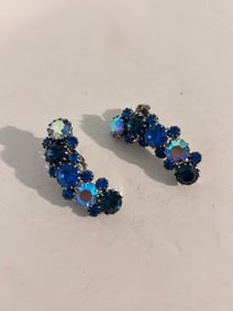 Karu Arke Earrings Faceted Blue Green Rhinestone Clusters Clip-On
