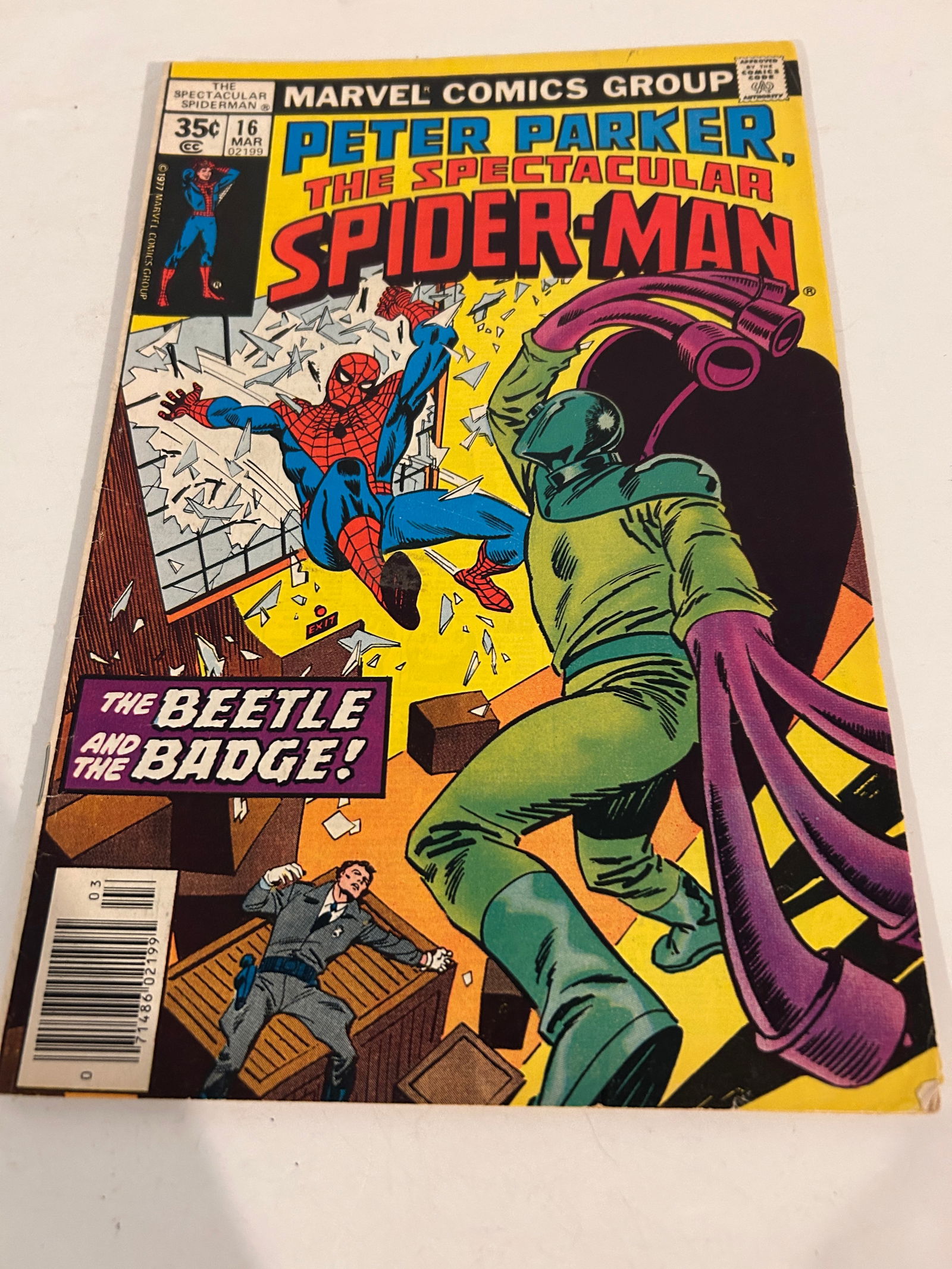 Vintage Comic Book # 16 Peter Parker the Spectacular Spider-Man (1 of 2)