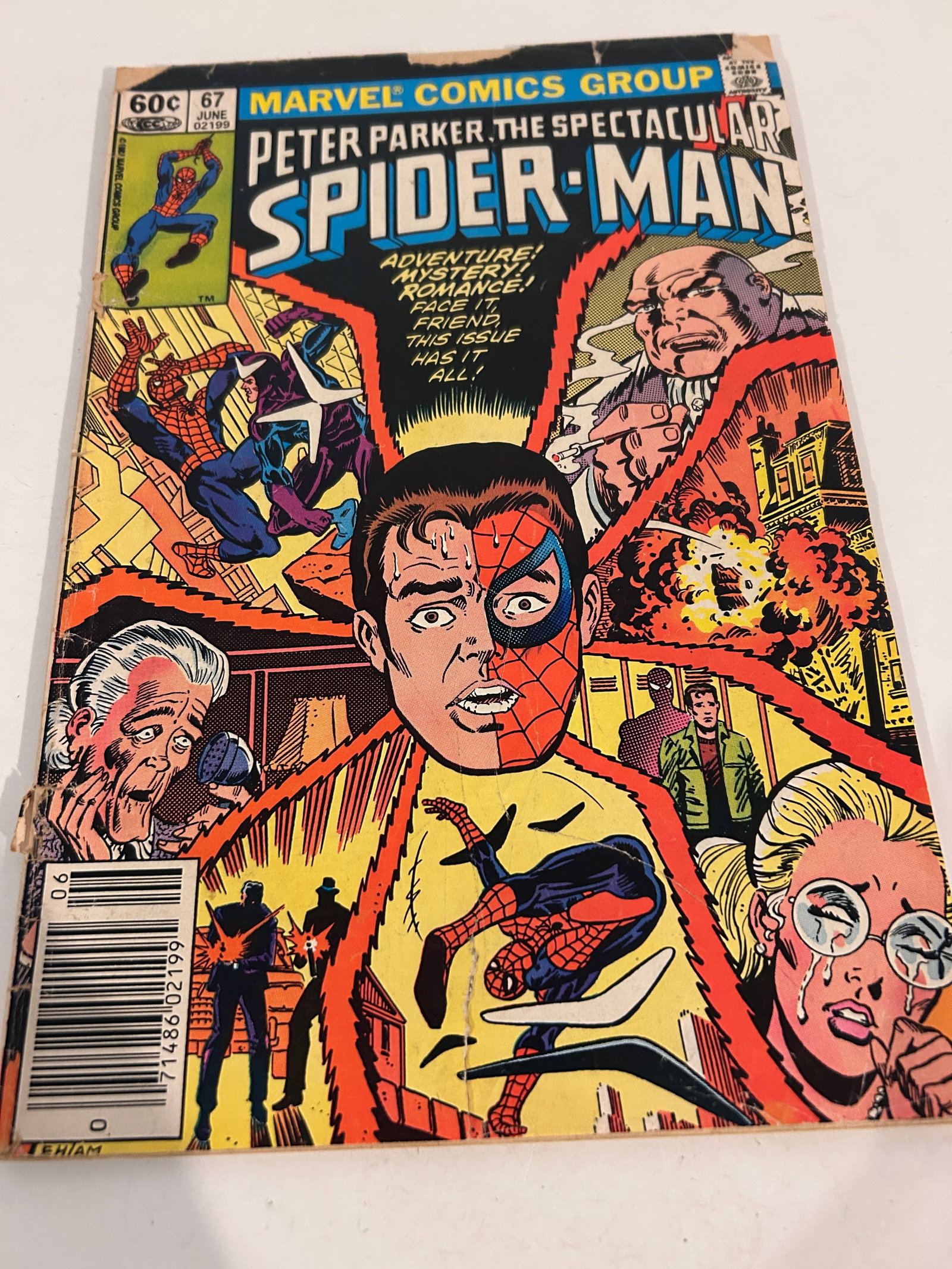 Vintage Comic Book # 67 Peter Parker the Spectacular Spider-Man: Vintage Comic Book # 67 Peter Parker the Spectacular Spider-Man Please view all photos as they are part of the description and condition of this Item, Feel free to contact me with questions or picture