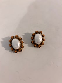 vintage florenza Faux Pearl earrings