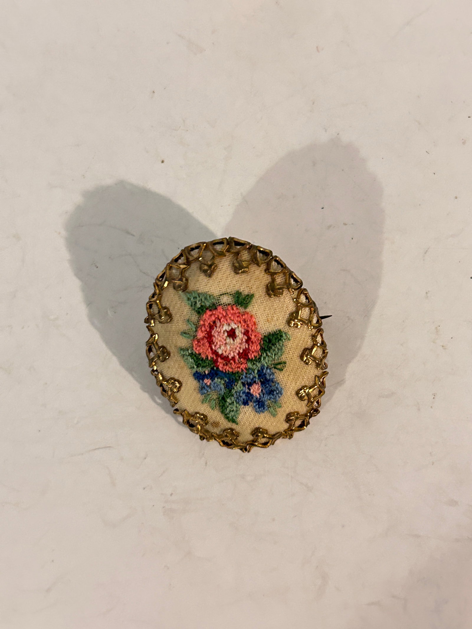 Vintage floral embroidered Brooch: Vintage floral embroidered Brooch Please view all photos as they are part of the description and condition of this Item, Feel free to contact me with questions or picture requests! Used Item AS IS