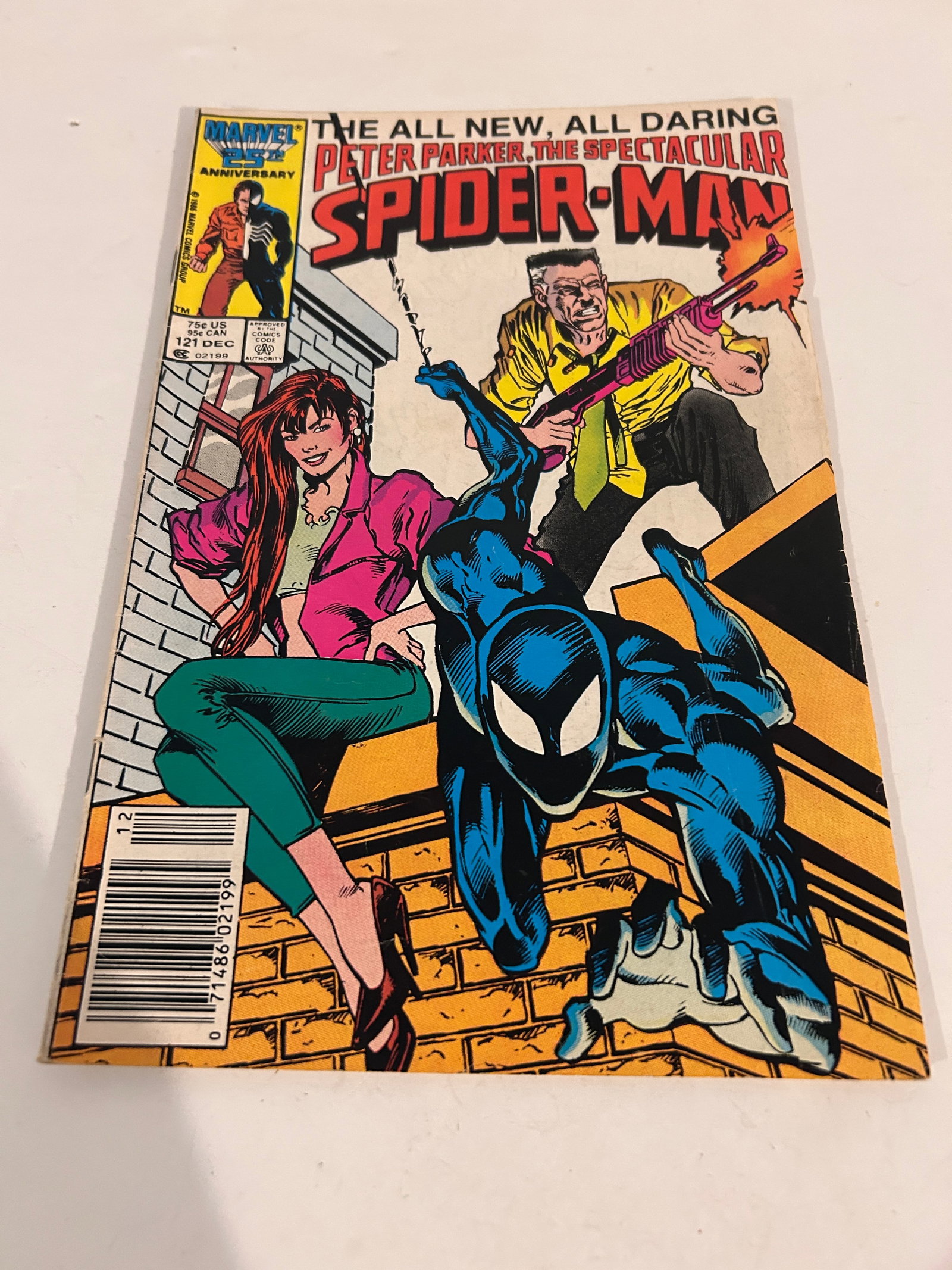Vintage Comic Book # 121 Peter Parker the Spectacular Spider-Man: Vintage Comic Book # 121 Peter Parker the Spectacular Spider-Man Please view all photos as they are part of the description and condition of this Item, Feel free to contact me with questions or pictur