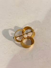 Vintage Gold Tone spain Brooch