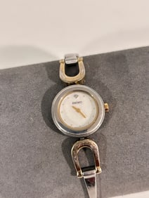 Vintage Seiko mother of pearl quartz working Watch needs bat light scratches