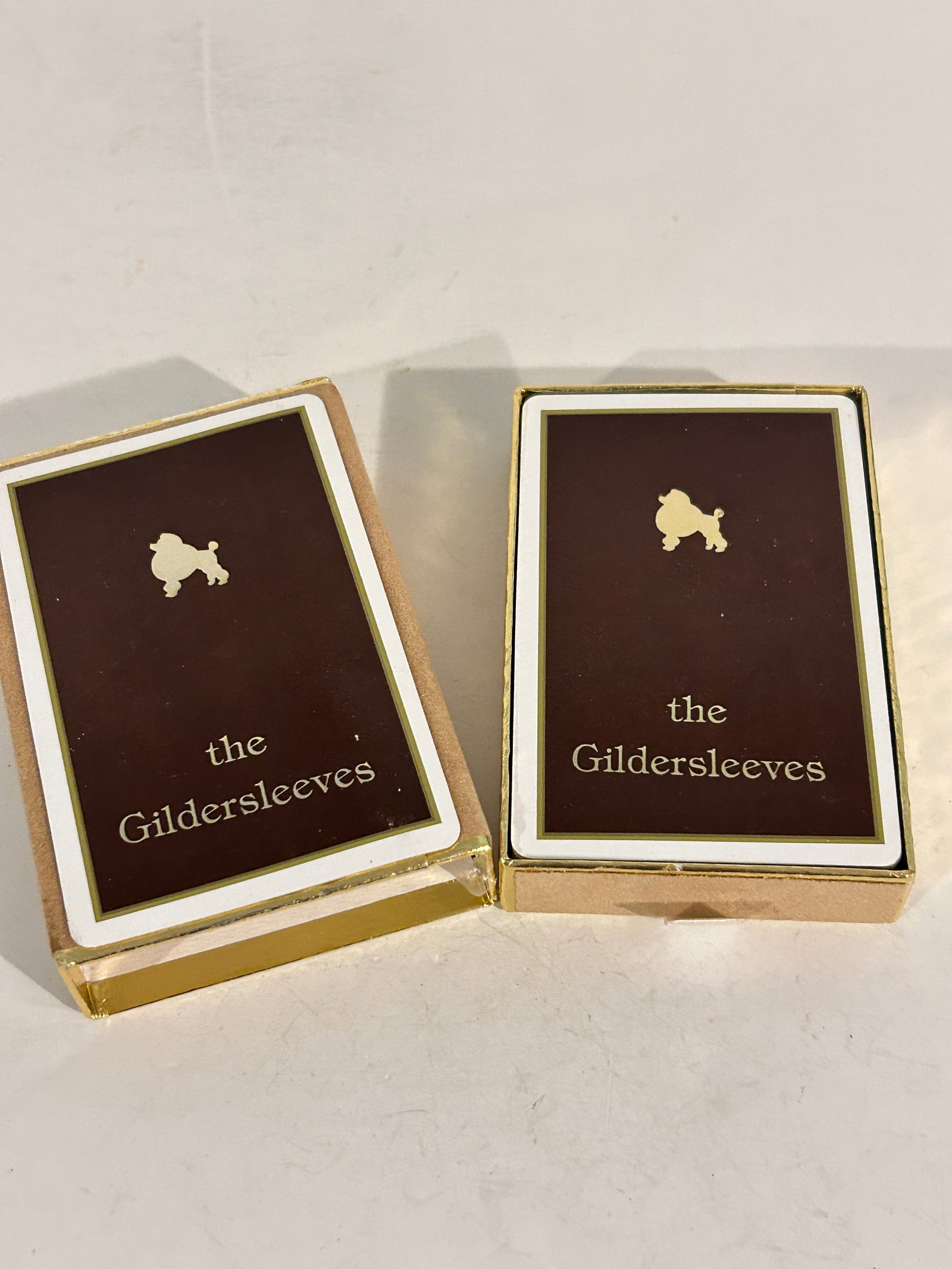 Vintage Gildersleeves Playing Cards: Vintage Gildersleeves Playing Cards Please view all photos as they are part of the description and condition of this Item, Feel free to contact me with questions or picture requests! Used Item AS IS