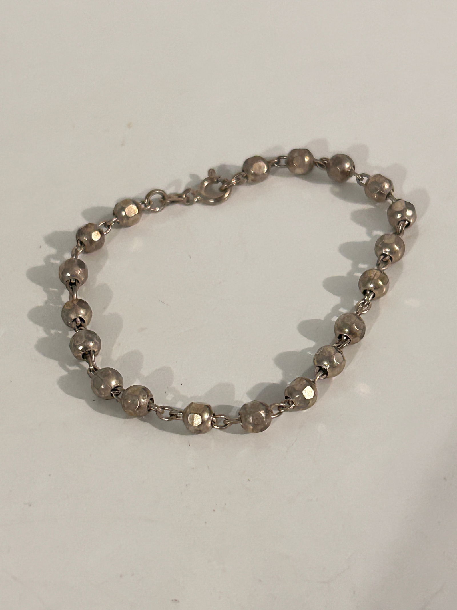 Vintage Sterling Silver Italy Bracelet 7": Vintage Sterling Silver Italy Bracelet 7" Please view all photos as they are part of the description and condition of this Item, Feel free to contact me with questions or picture requests! Used Item A