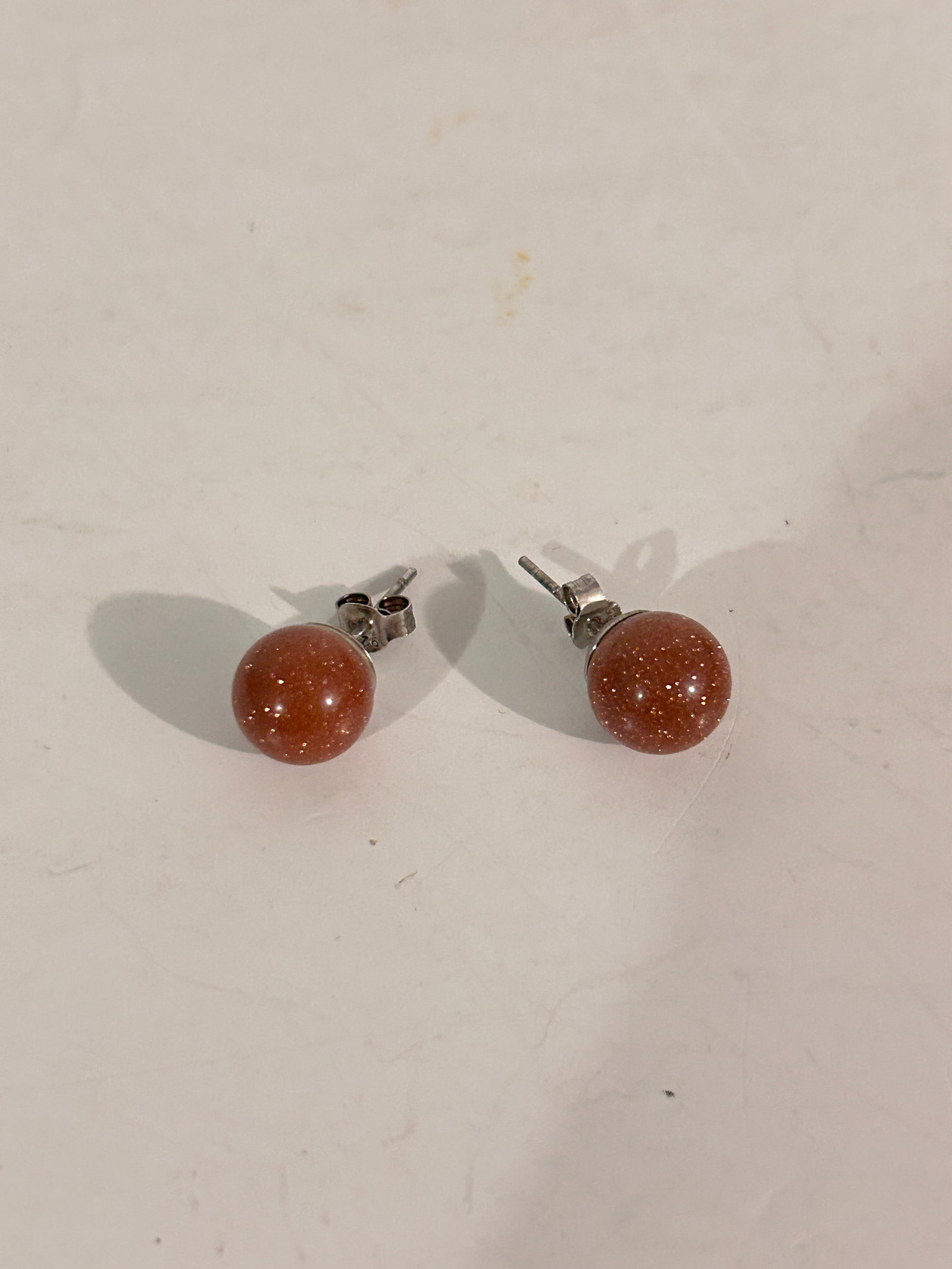 Vintage Sterling Silver post Earrings: Vintage Sterling Silver post Earrings Please view all photos as they are part of the description and condition of this Item, Feel free to contact me with questions or picture requests! Used Item AS IS