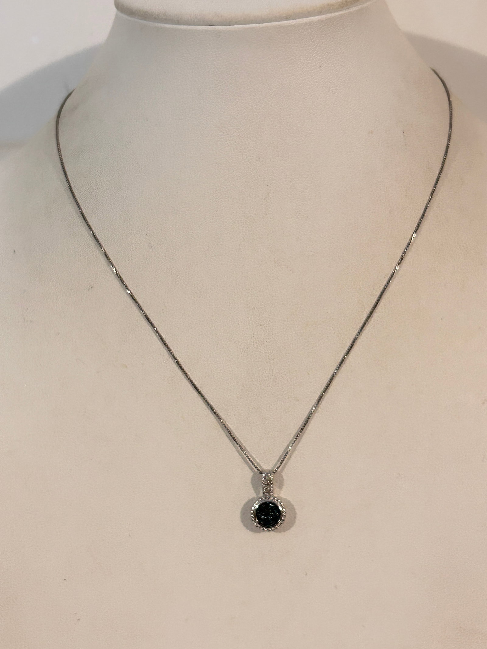 Vintage Sterling Silver Moissanite Pendant Necklace 18": Vintage Sterling Silver Moissanite Pendant Necklace 18" Please view all photos as they are part of the description and condition of this Item, Feel free to contact me with questions or picture request