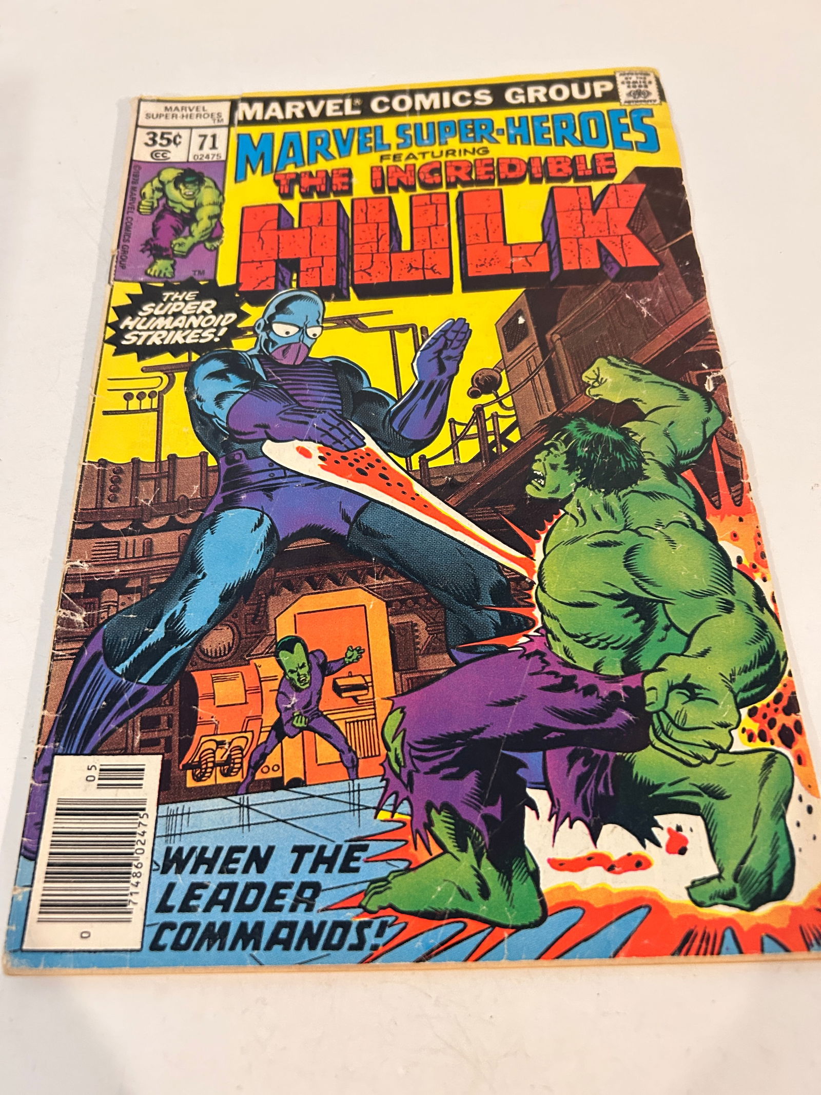 Vintage Comic Book Marvel Super-Heroes # 71 (1 of 2)