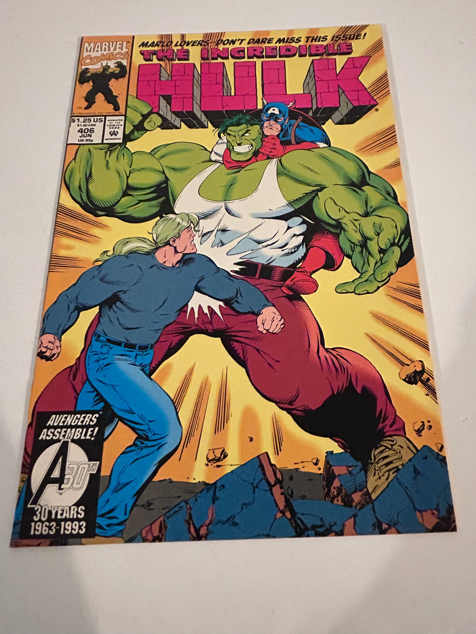 Vintage Comic Book Incredible Hulk # 406: Vintage Comic Book Incredible Hulk # 406 Please view all photos as they are part of the description and condition of this Item, Feel free to contact me with questions or picture requests! Used Item AS