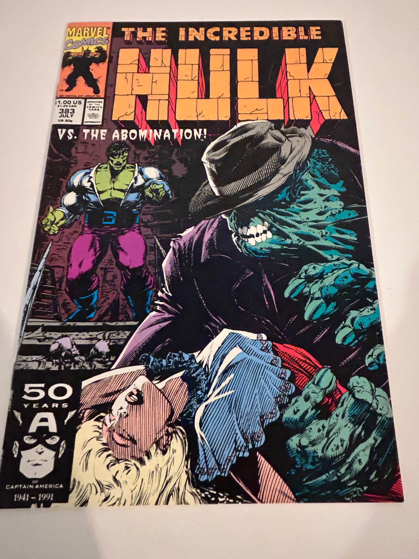 Vintage Comic Book Incredible Hulk # 383: Vintage Comic Book Incredible Hulk # 383 Please view all photos as they are part of the description and condition of this Item, Feel free to contact me with questions or picture requests! Used Item AS