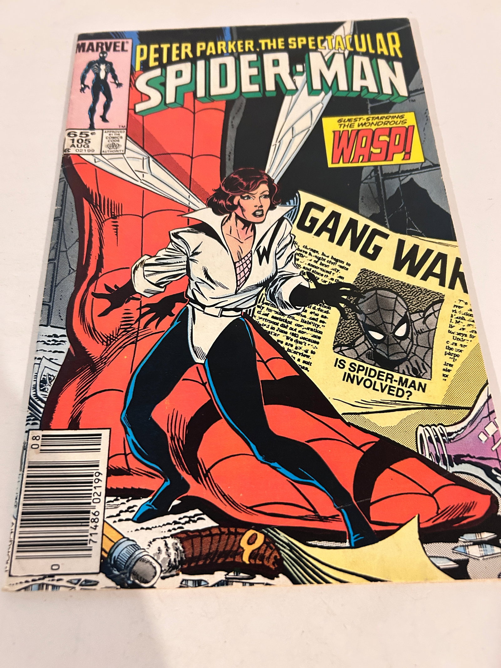 Vintage Comic Book Peter Parker Spectacular Spider-Man # 105: Vintage Comic Book Peter Parker Spectacular Spider-Man # 105 Please view all photos as they are part of the description and condition of this Item, Feel free to contact me with questions or picture re