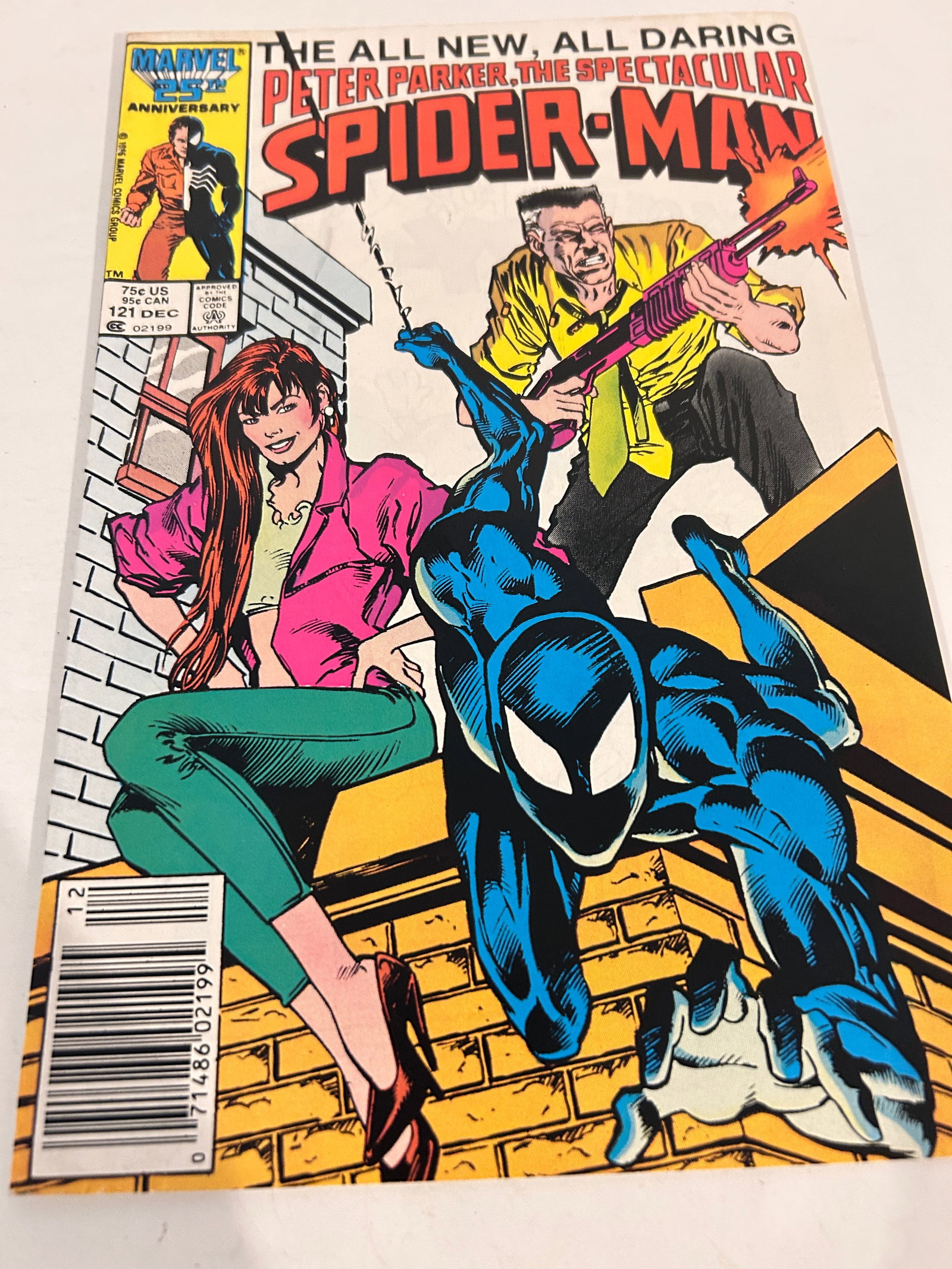Vintage Comic Book Peter Parker Spectacular Spider-Man # 121: Vintage Comic Book Peter Parker Spectacular Spider-Man # 121 Please view all photos as they are part of the description and condition of this Item, Feel free to contact me with questions or picture re
