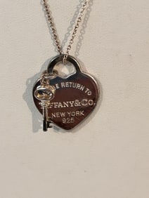 Please Return To Tiffany & Co Heart & Key Tag Pendant Sterling Silver Necklace 25"