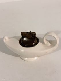Vintage Jeannie white Lighter