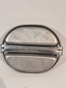 Vintage Military 1982 mess kit