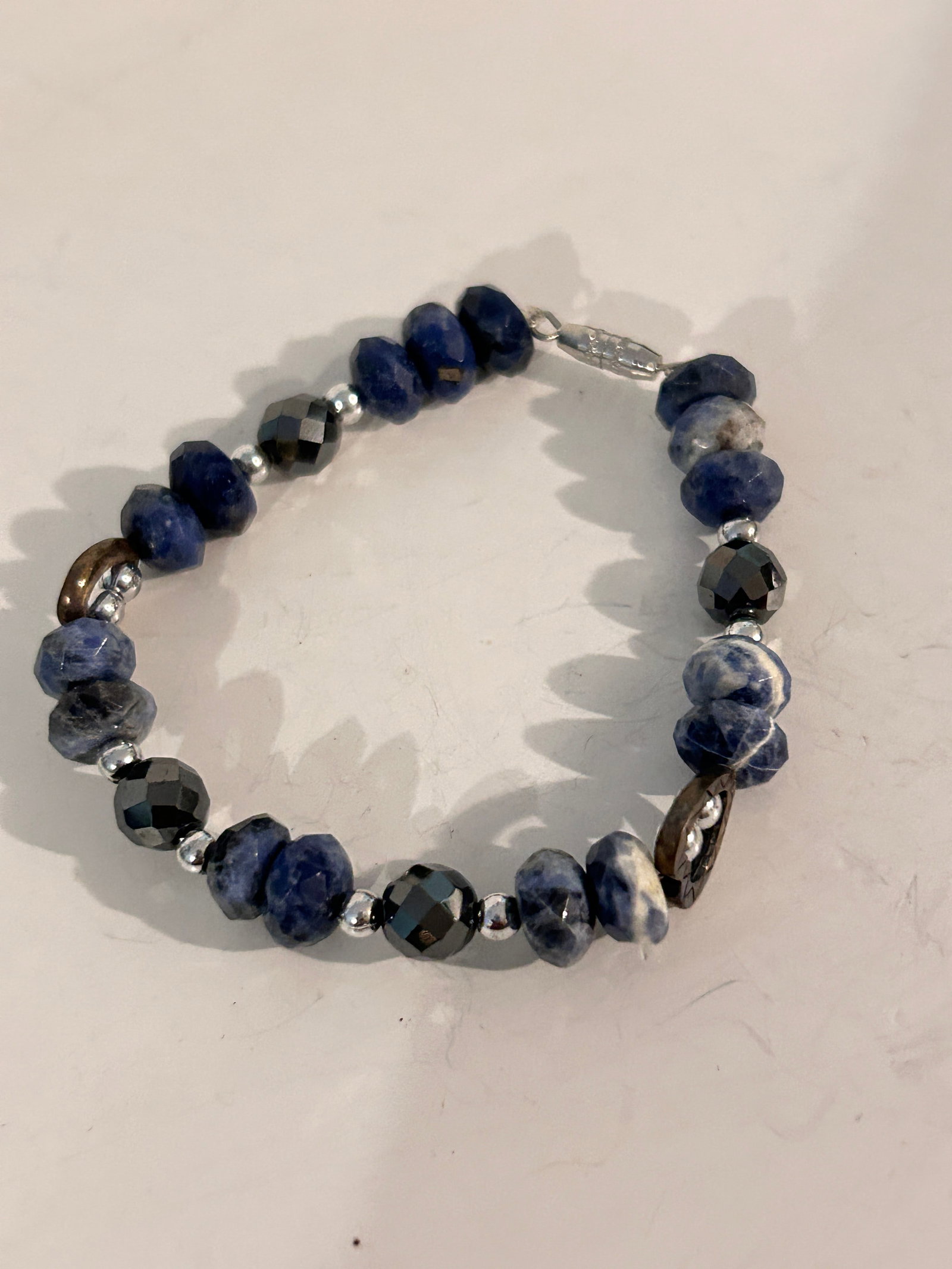 Vintage bead heart gemstone Bracelet Sz 7": Item comes exactly as shown Know what you are bidding on. Carefully refer to and examine all photos, ask questions, do research, etc., to determine (Authinticity) . before bidding in order to determin
