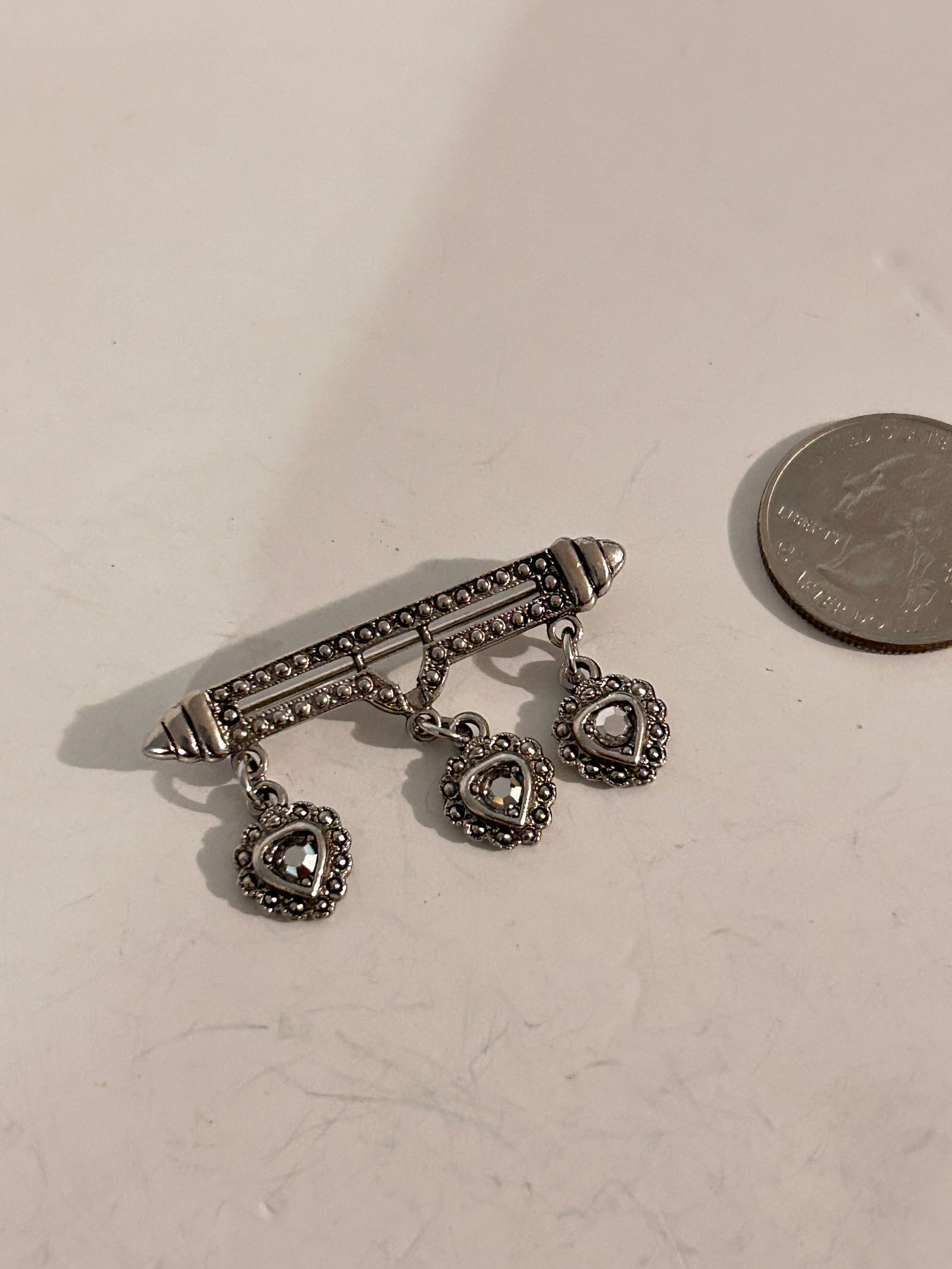 Vintage silver tone Brooch (1 of 5)