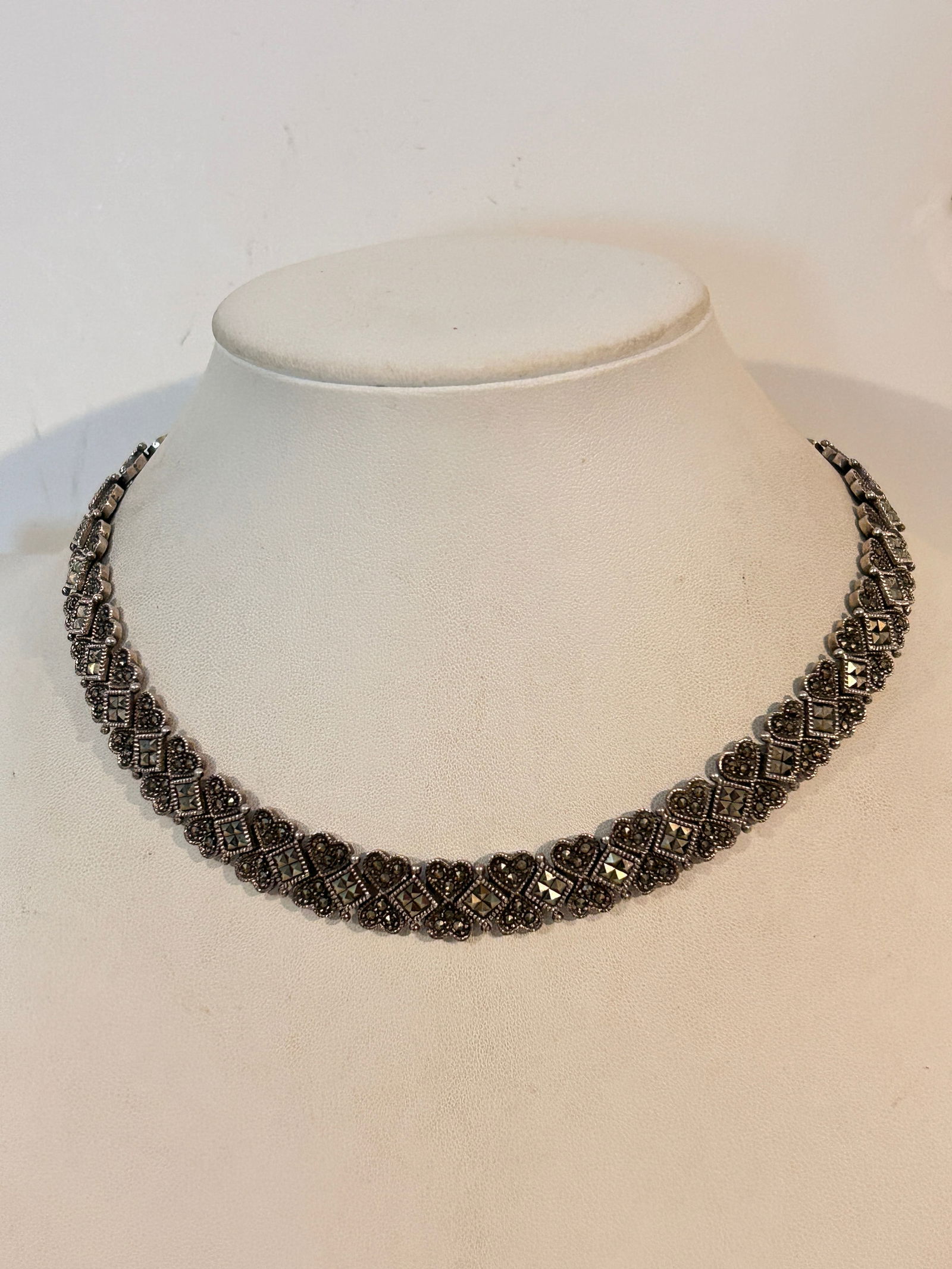 Vintage heavy heart Sterling Silver marcasite choker Necklace Sz 14": Item comes exactly as shown Know what you are bidding on. Carefully refer to and examine all photos, ask questions, do research, etc., to determine (Authinticity) . before bidding in order to determin