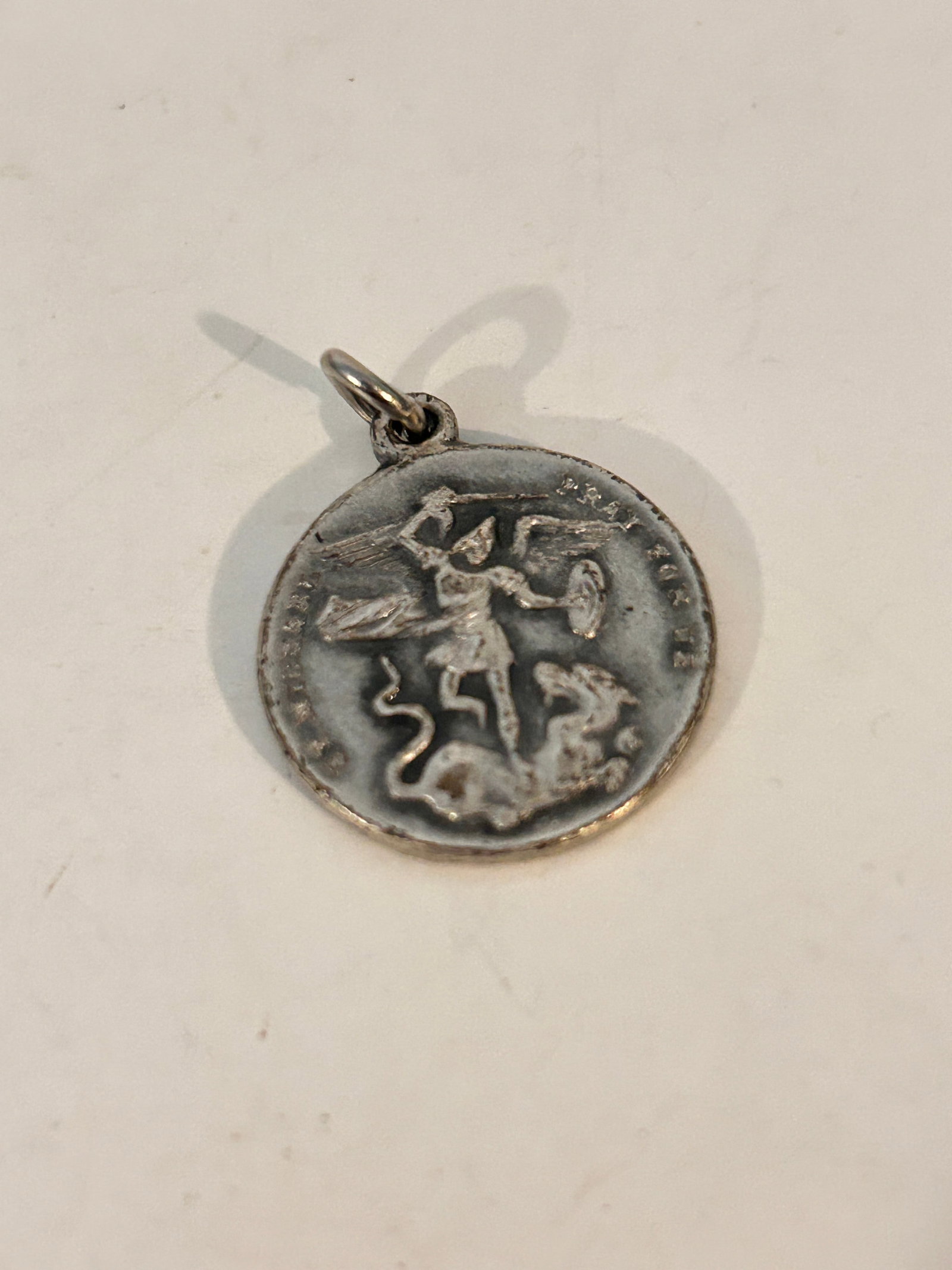 Vintage Guardian Angel Be My Guide Saint Joseph Medal: Vintage Guardian Angel Be My Guide Saint Joseph Medal Please view all photos as they are part of the description and condition of this Item, Feel free to contact me with questions or picture requests!