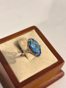 925 sterling silver Blue Topaz Ring Sz 8