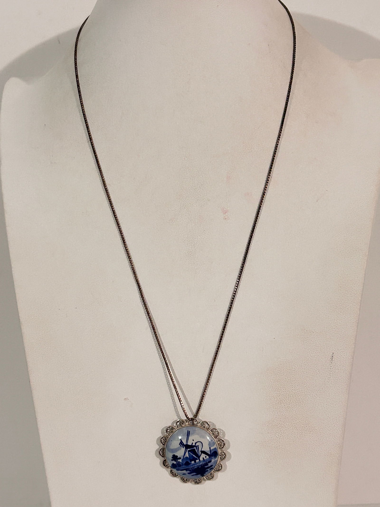 VTG Sterling Silver - DUTCH DELFT Ceramic Windmill Pendant Necklace Sz 24" (1 of 5)