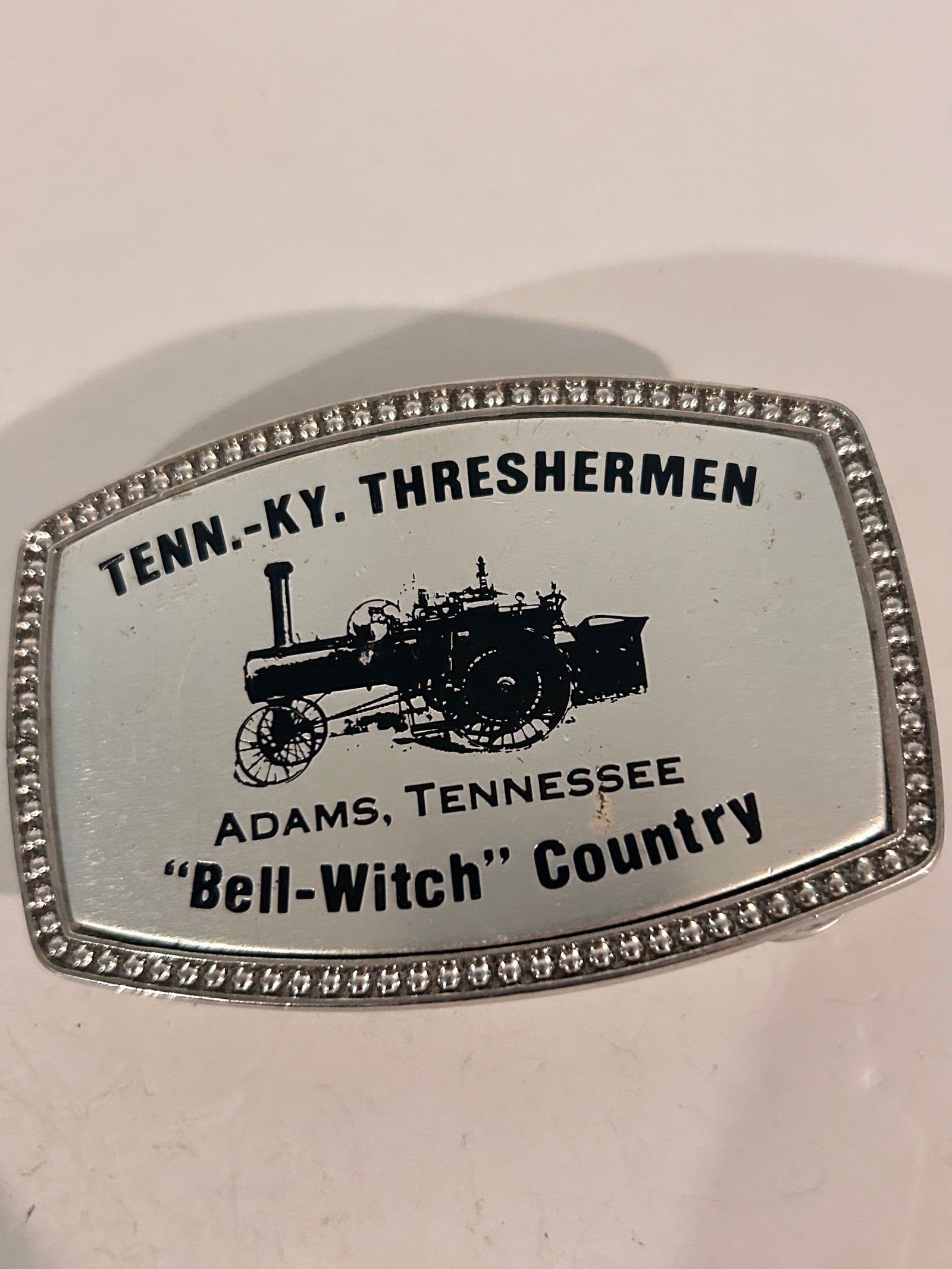 Vintage Bell-Witch Belt Buckle: Vintage Bell-Witch Belt Buckle Please view all photos as they are part of the description and condition of this Item, Feel free to contact me with questions or picture requests! Used Item AS IS