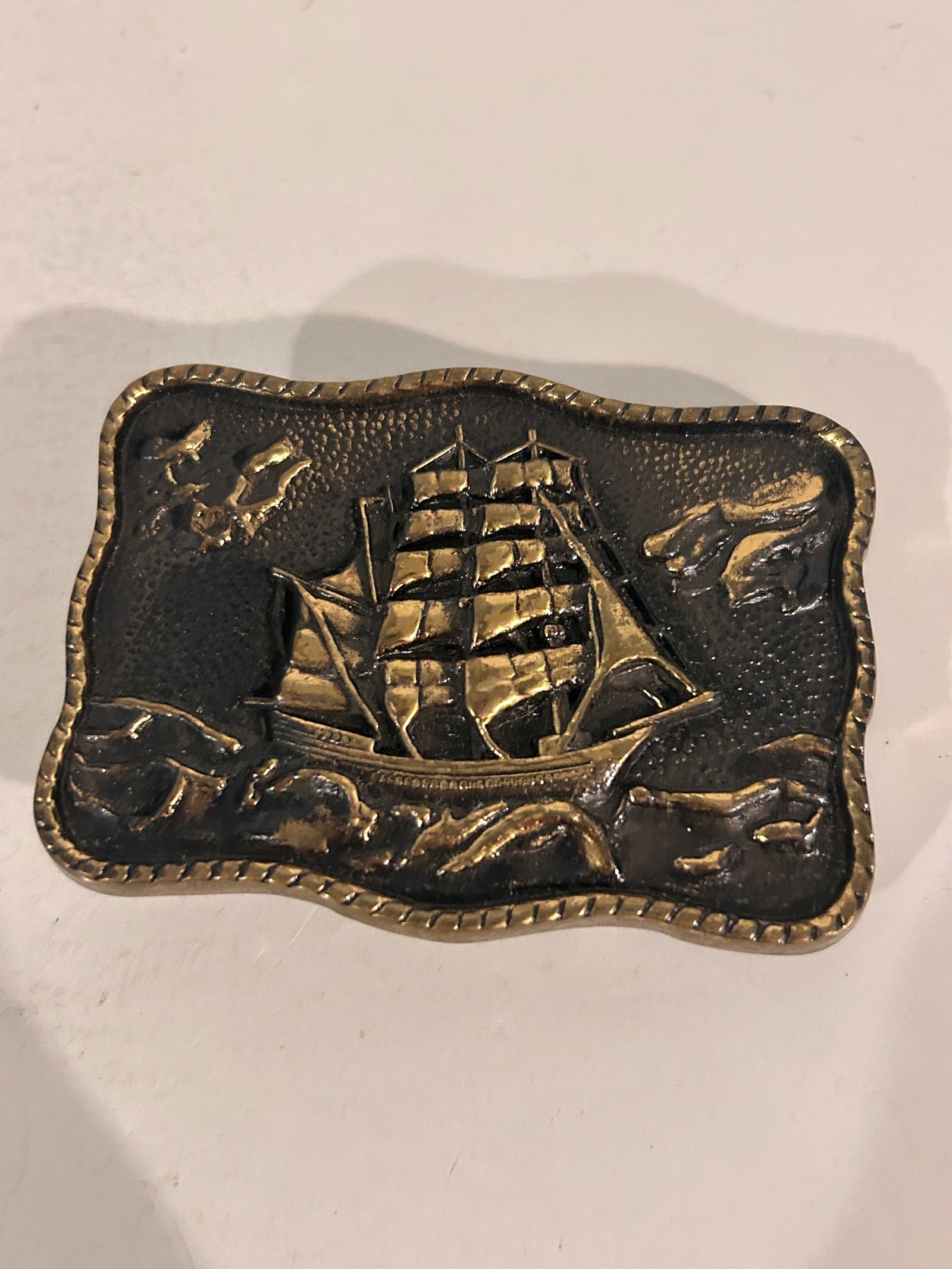 Vintage BTS Sailboat Belt Buckle: Vintage BTS Sailboat Belt Buckle Please view all photos as they are part of the description and condition of this Item, Feel free to contact me with questions or picture requests! Used Item AS IS