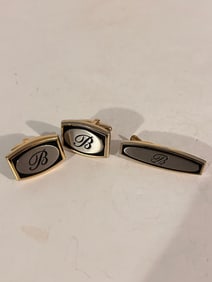 Vintage Hikok tie clip & cuff links