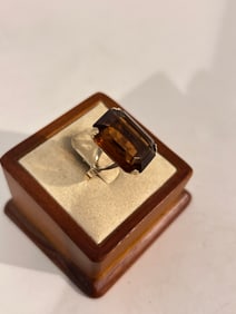 Vintage Gold tone Avon Ring