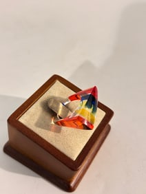 Vintage Acrylic Ring sz 8