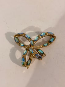 Vintage Gold tone old Brooch