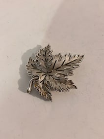 Vintage Leaf Trifari Brooch