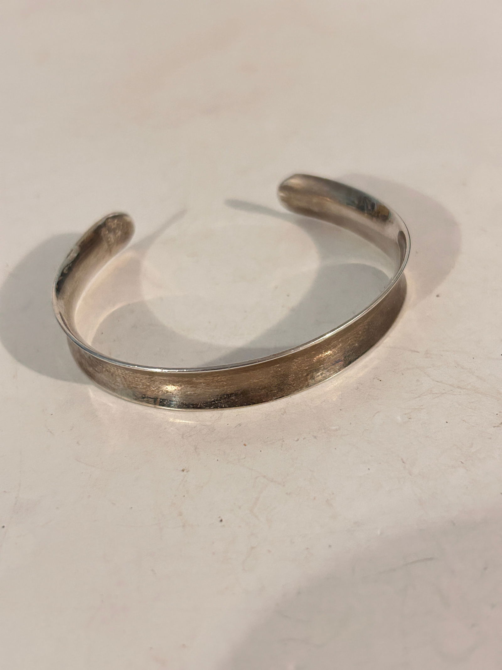 Vintage Sterling Silver Modernist C-139 Bracelet Sz 6": Vintage Sterling Silver Modernist C-139 Bracelet Sz 6" Please view all photos as they are part of the description and condition of this Item, Feel free to contact me with questions or picture requests