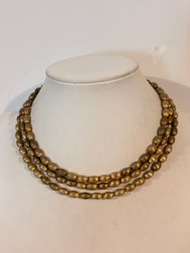 Vintage Vogue Gold Tone Necklace sz 14"
