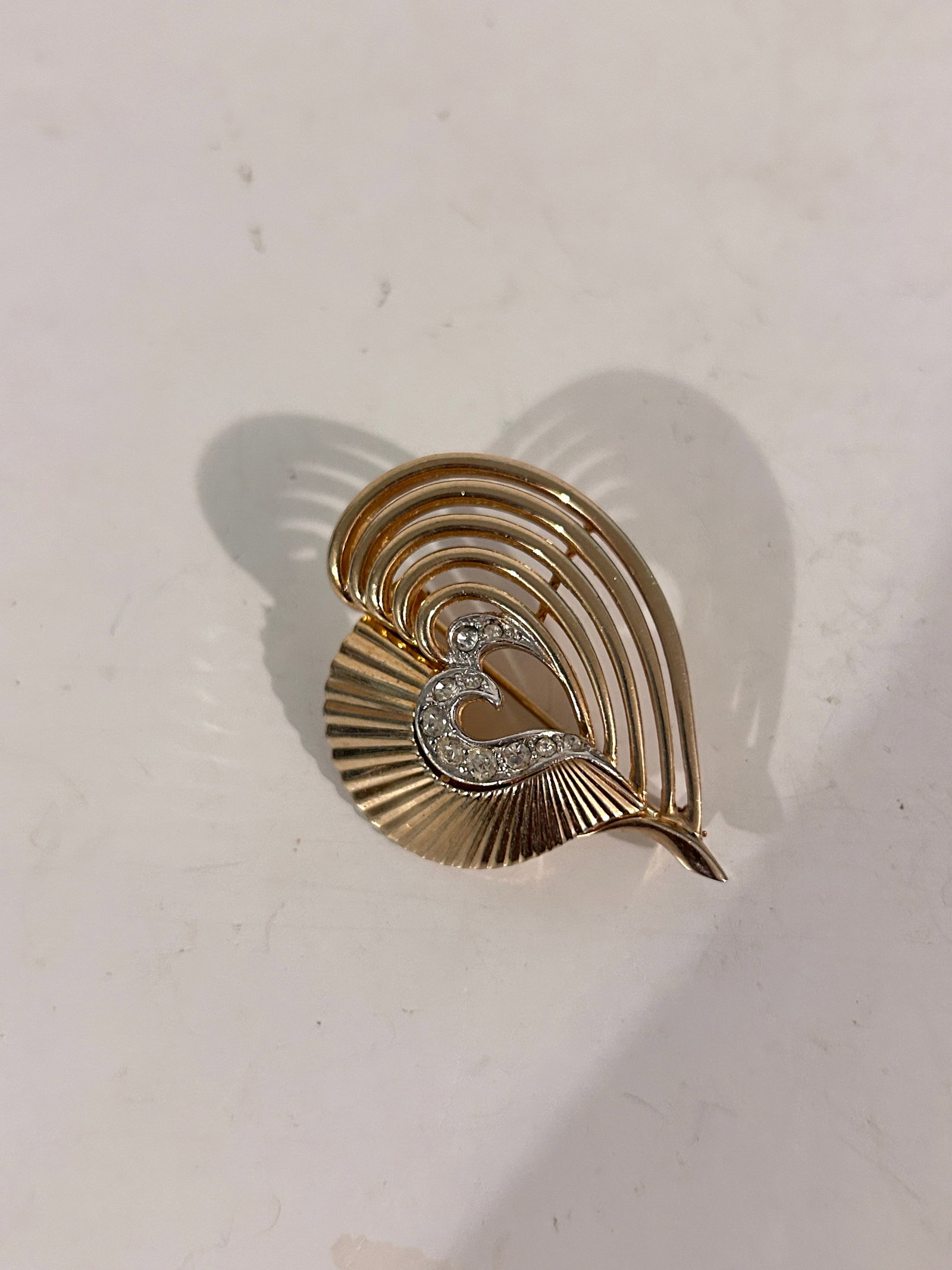 Vintage Marcel Boucher Gold tone # 6367 Brooch: Item comes exactly as shown Know what you are bidding on. Carefully refer to and examine all photos, ask questions, do research, etc., to determine (Authinticity) . before bidding in order to determin