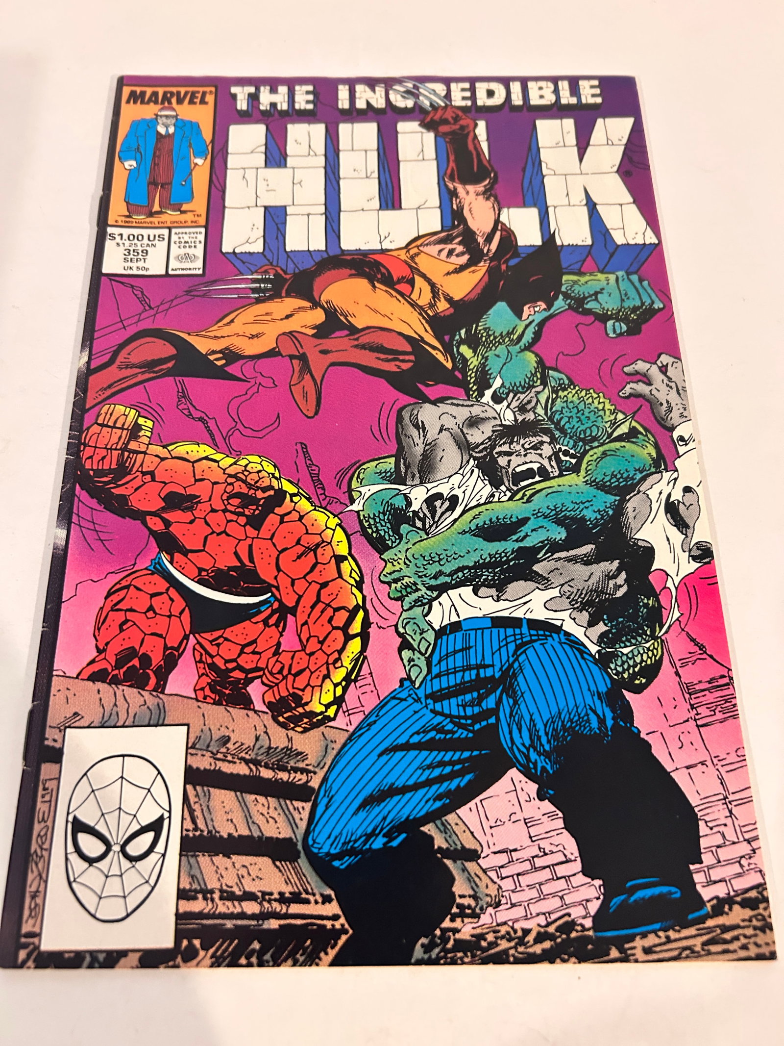 Vintage Comic Book The Incredible Hulk # 359: Vintage Comic Book The Incredible Hulk # 359 Please view all photos as they are part of the description and condition of this Item, Feel free to contact me with questions or picture requests! Used Ite