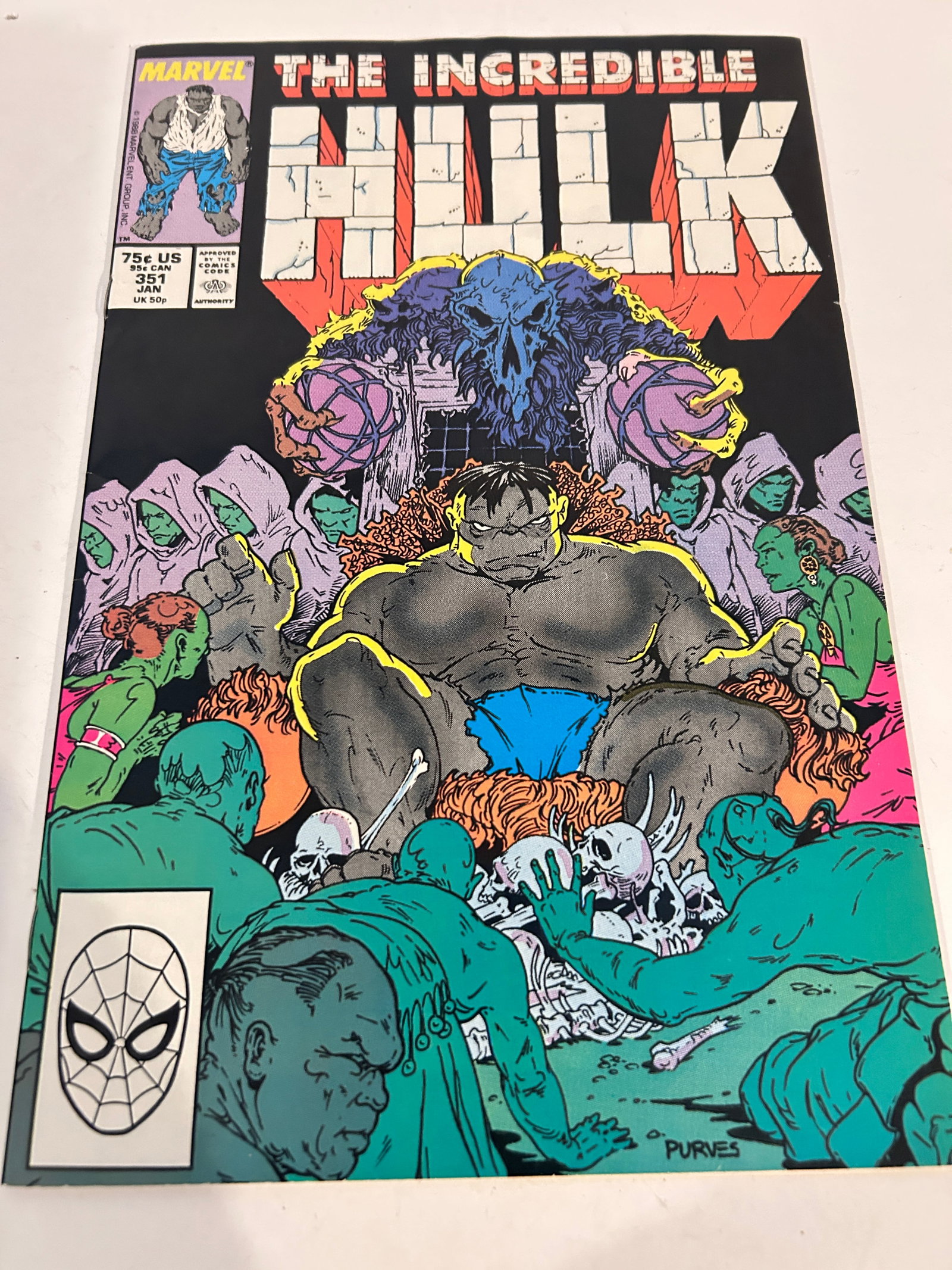 Vintage Comic Book The Incredible Hulk # 351: Vintage Comic Book The Incredible Hulk # 351 Please view all photos as they are part of the description and condition of this Item, Feel free to contact me with questions or picture requests! Used Ite