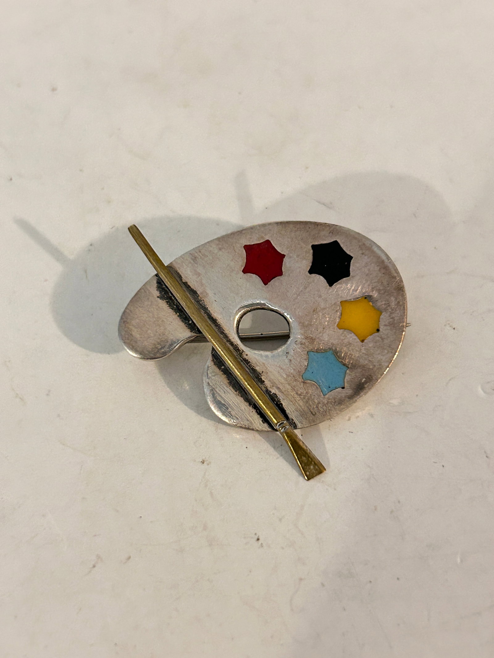 Vintage Sterling Silver Painters Mexico Brooch: Vintage Sterling Silver Painters Mexico Brooch Please view all photos as they are part of the description and condition of this Item, Feel free to contact me with questions or picture requests! Used I