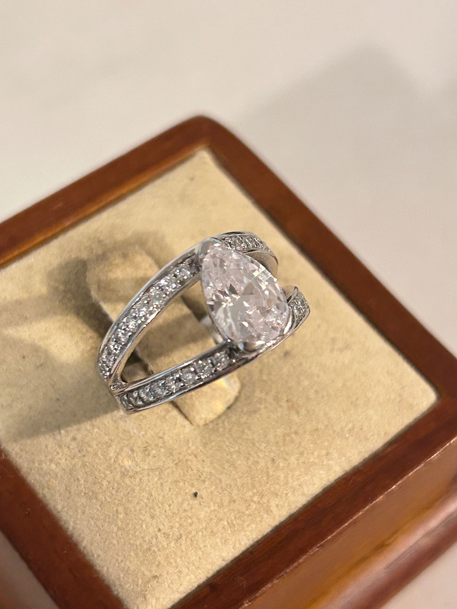 Vintage Sterling Silver Tourmaline Ring Size 7 (1 of 6)