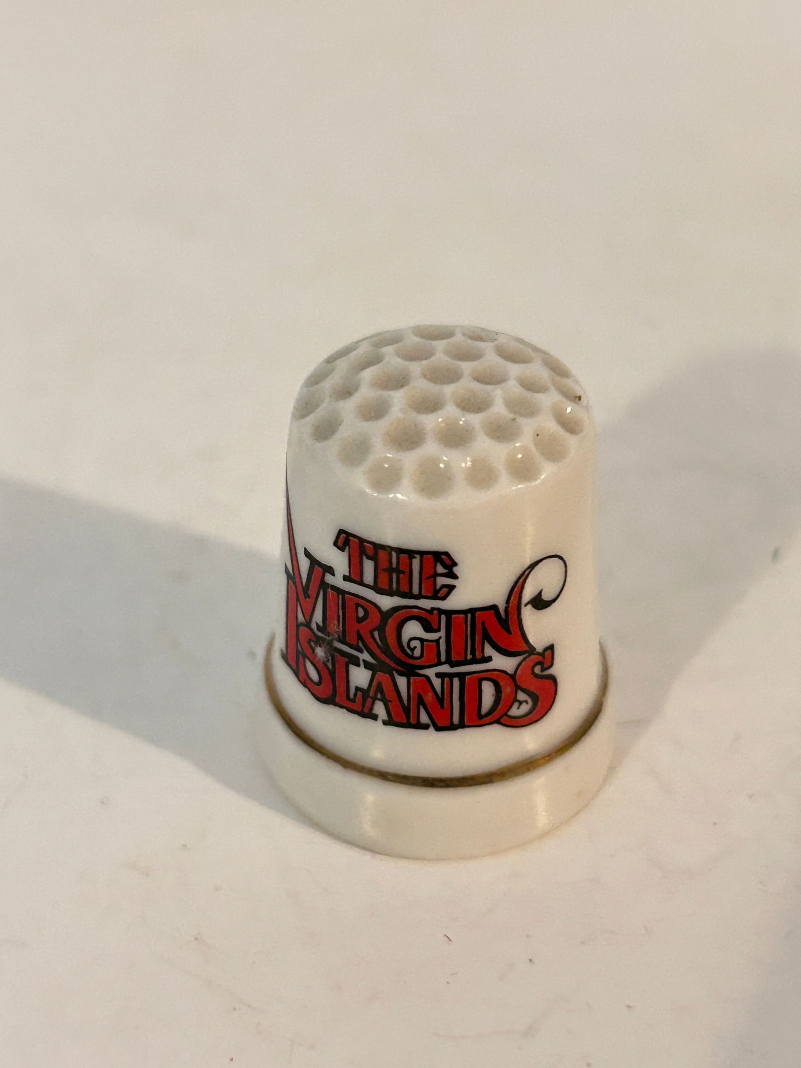 Vintage Thimble: Item comes exactly as shown Know what you are bidding on. Carefully refer to and examine all photos, ask questions, do research, etc., to determine (Authinticity) . before bidding in order to determin